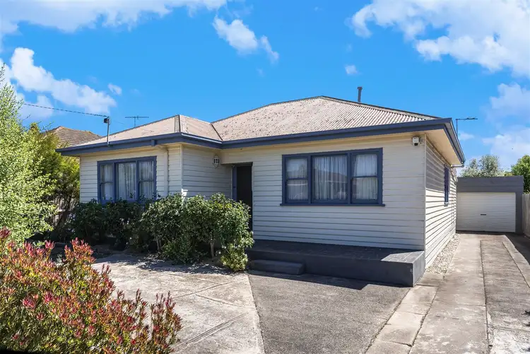 6 Yaraan Street, Bell Park VIC 3215