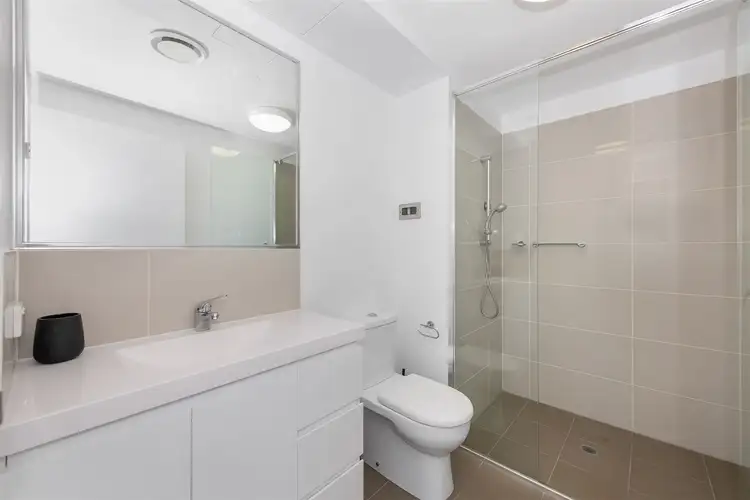 Fourth view of Homely unit listing, 501/68 McIlwraith Street, South Townsville QLD 4810