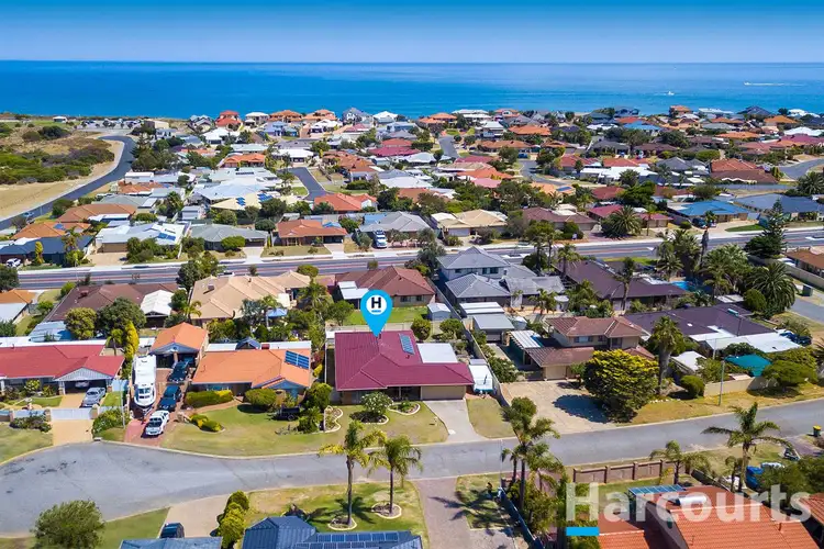 Second view of Homely house listing, 2 Petrel Close, Halls Head WA 6210