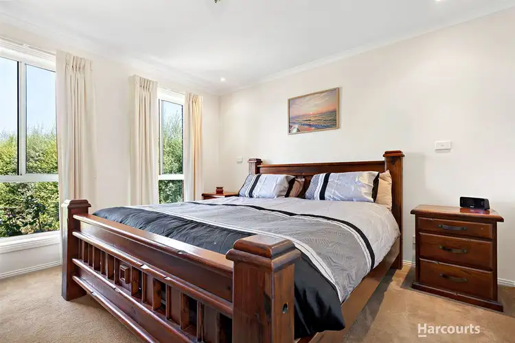 Second view of Homely house listing, 4 Nicola Court, Pakenham VIC 3810