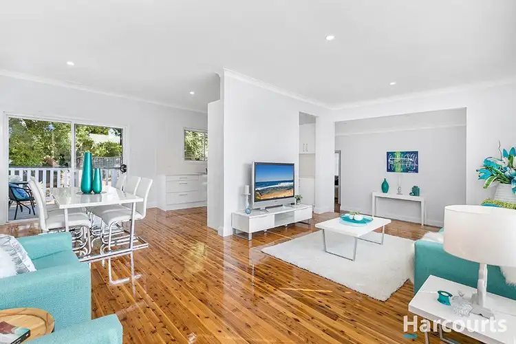 Second view of Homely house listing, 7 Valley View Crescent, Glendale NSW 2285