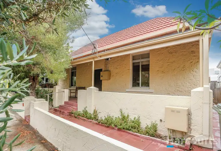 7 Louisa Street, South Fremantle WA 6162