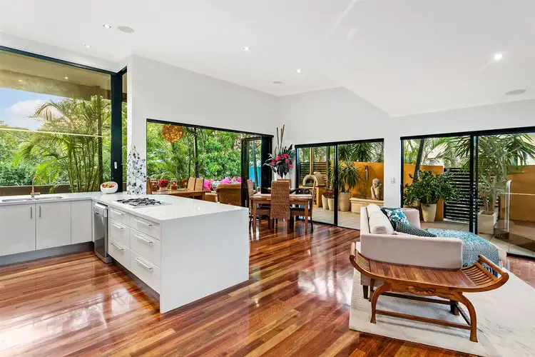 8/98 Racecourse Road, Ascot QLD 4007