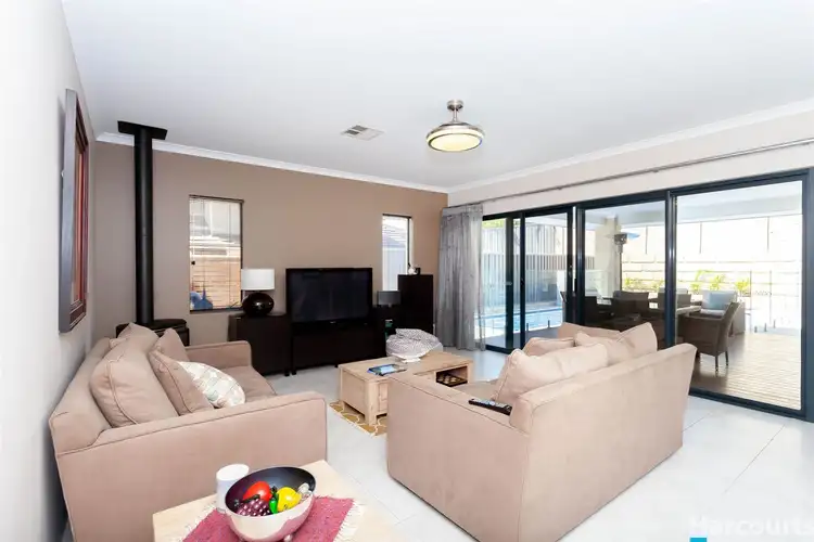Sixth view of Homely house listing, 4 Chalkwell Bend, Landsdale WA 6065
