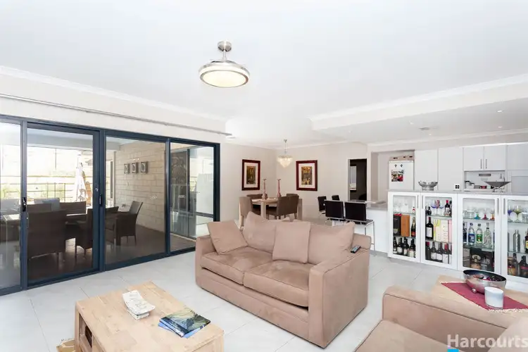 Seventh view of Homely house listing, 4 Chalkwell Bend, Landsdale WA 6065