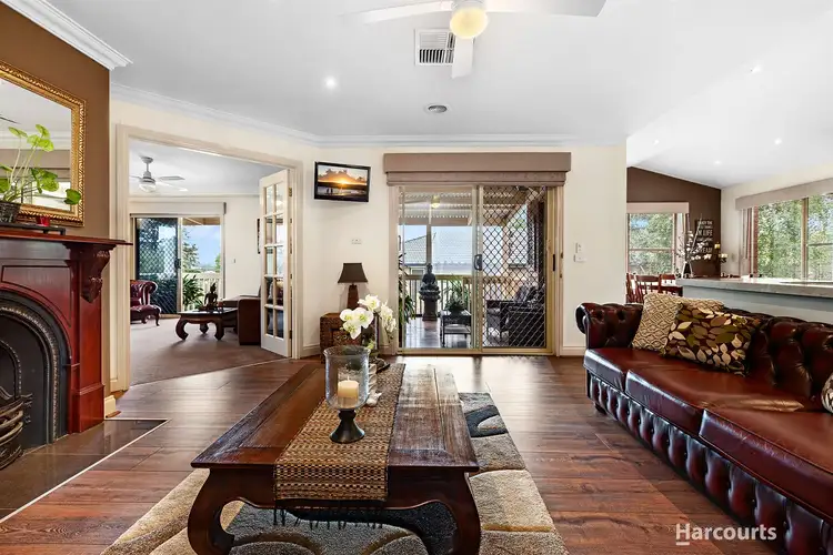 Fifth view of Homely house listing, 25 Ralron Court, Pakenham VIC 3810