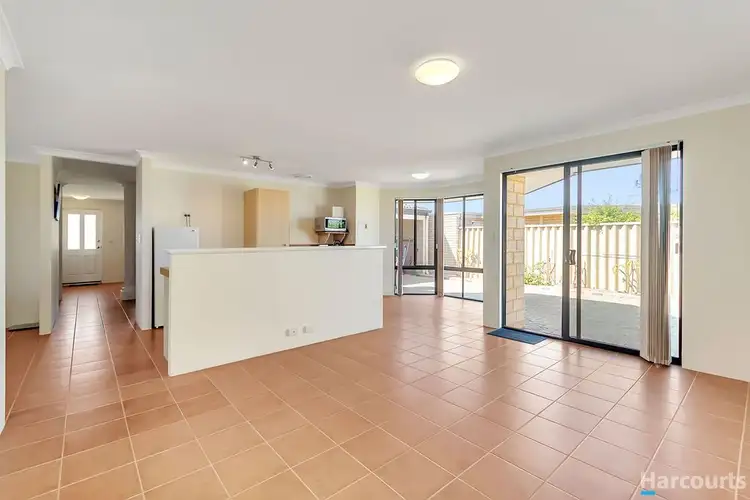 Seventh view of Homely house listing, 4 Stormbird Loop, Currambine WA 6028