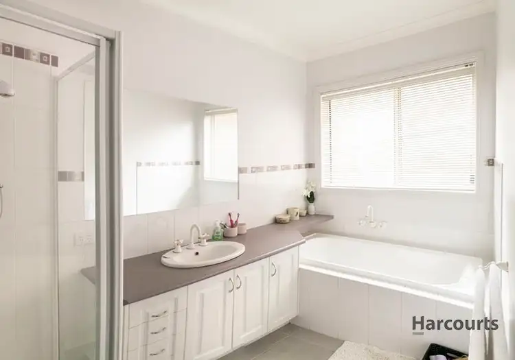 Sixth view of Homely house listing, 7 Beckham Court, Warragul VIC 3820