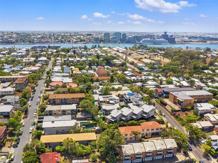 Seventh view of Homely block of units listing, 16 Riddell Street, Bulimba QLD 4171