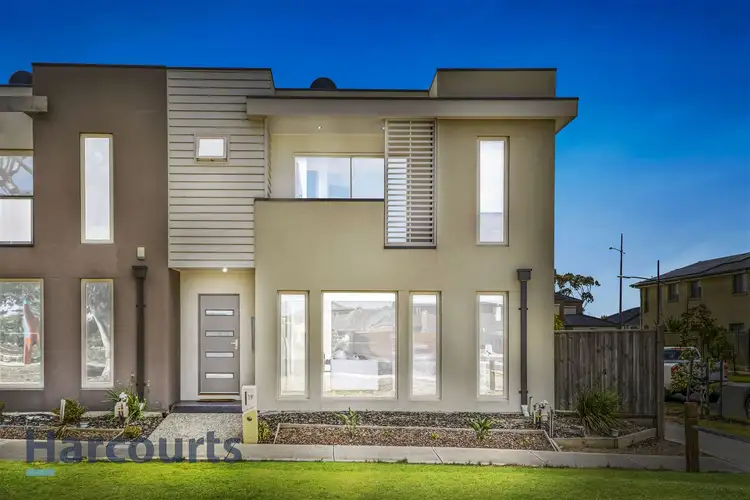 19 Armstrong Walk, Fraser Rise VIC 3336