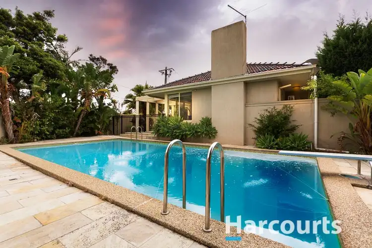 4 Azalea Crescent, Dandenong North VIC 3175