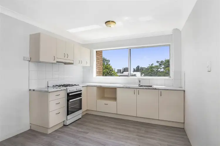 Third view of Homely apartment listing, 6/15 Jones Street, Highgate Hill QLD 4101
