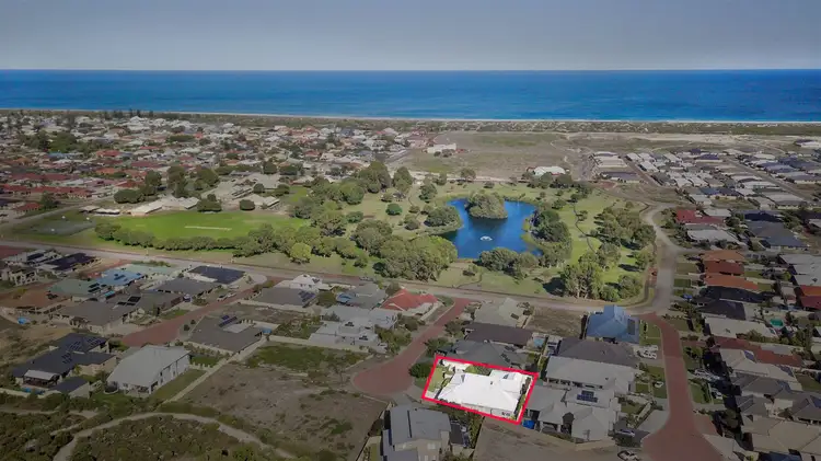 Second view of Homely house listing, 7 Arbor Close, Singleton WA 6175