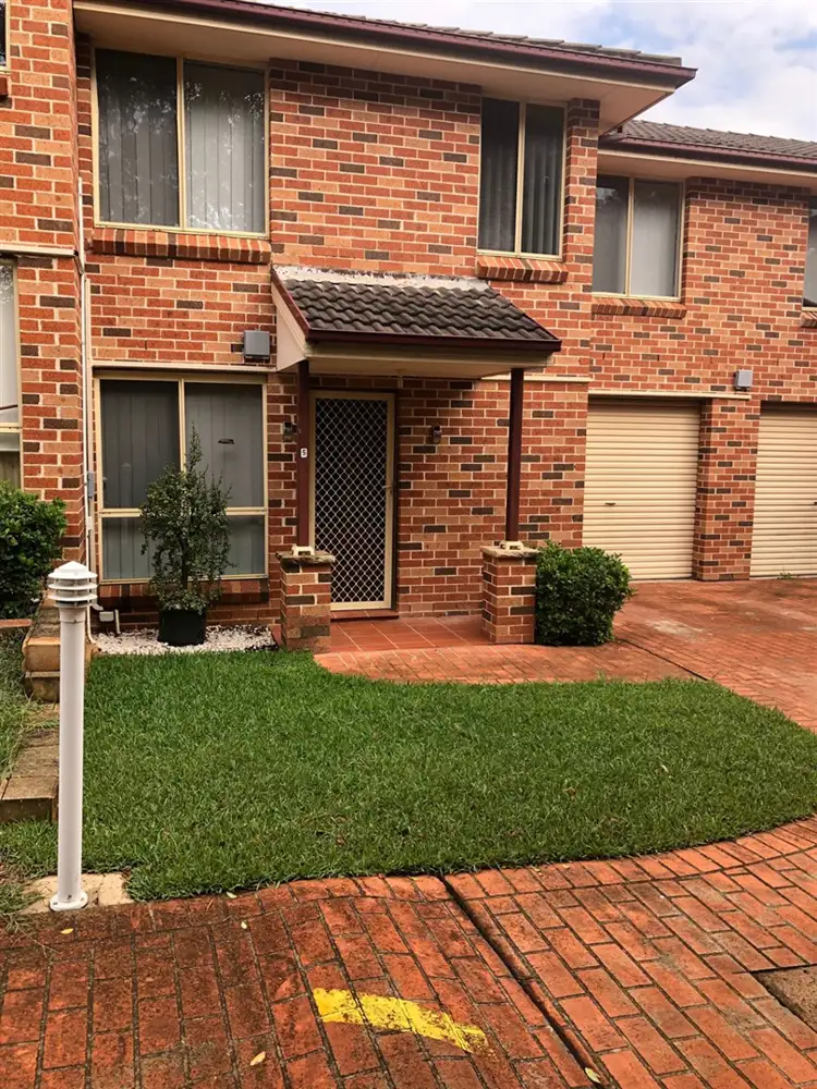 Main view of Homely townhouse listing, 5/33 Doonside Crescent, Doonside NSW 2767