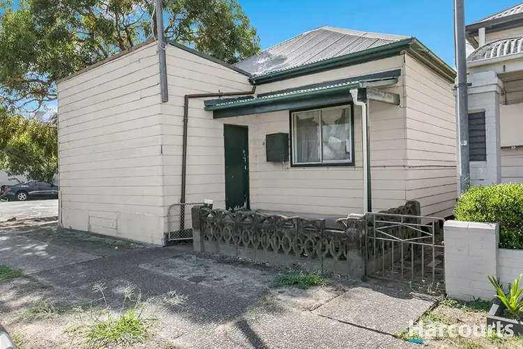 28 Cleary Street, Hamilton NSW 2303