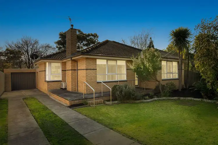 13 Mona Street, Seaford VIC 3198