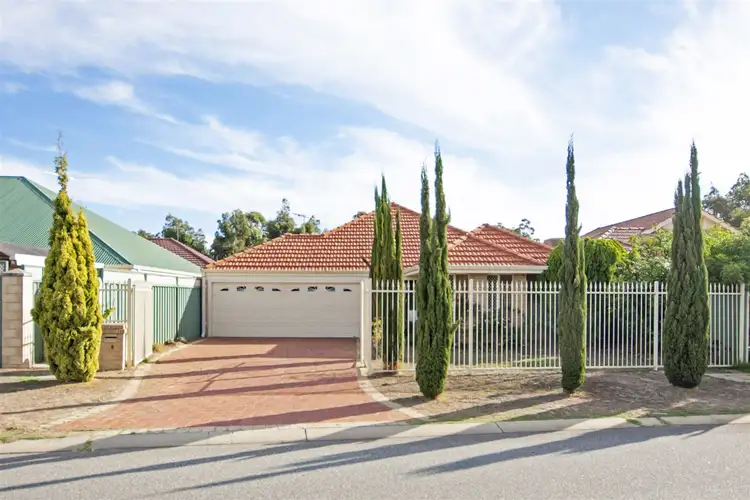 6 Prout Way, Bibra Lake WA 6163