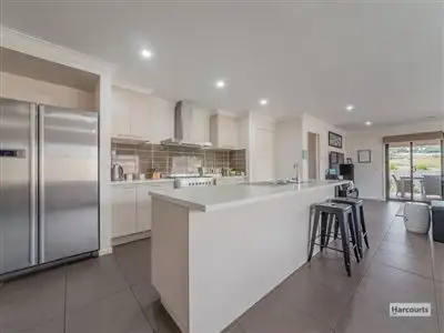 Sixth view of Homely house listing, 5 Samuel Drive, Drouin VIC 3818