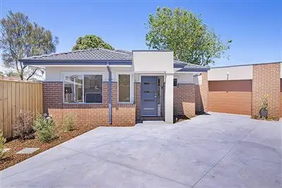 Main view of Homely unit listing, 2/30 Hayman Avenue, Seaford VIC 3198