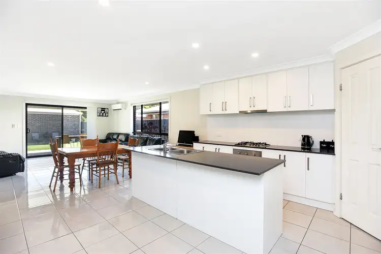 17 Maranoa Place, Hindmarsh Island SA 5214