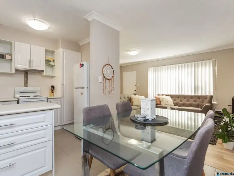 Seventh view of Homely house listing, 8 Travers Gardens, Kelmscott WA 6111