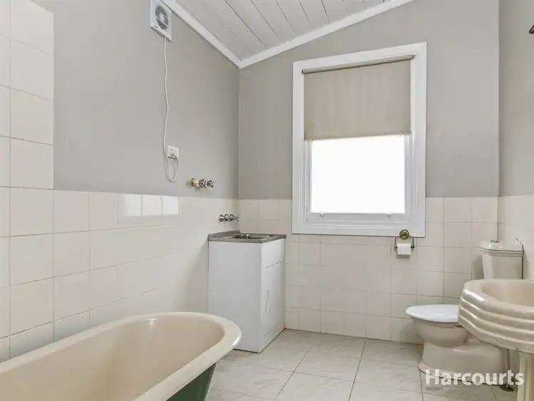Fifth view of Homely house listing, 262 Sutton Street, Warragul VIC 3820