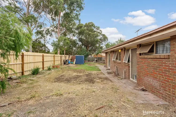 Third view of Homely house listing, 5 Rae Court, Pakenham VIC 3810