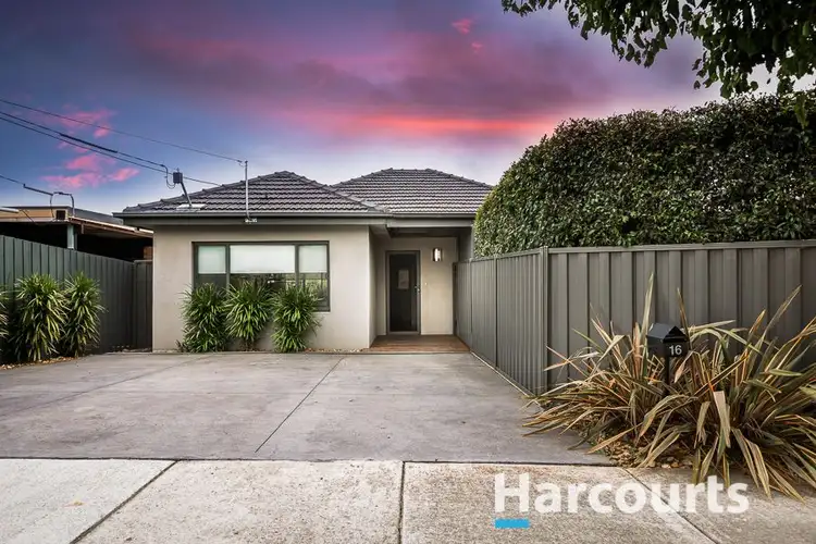 16 Stevenson Ave, Dandenong North VIC 3175