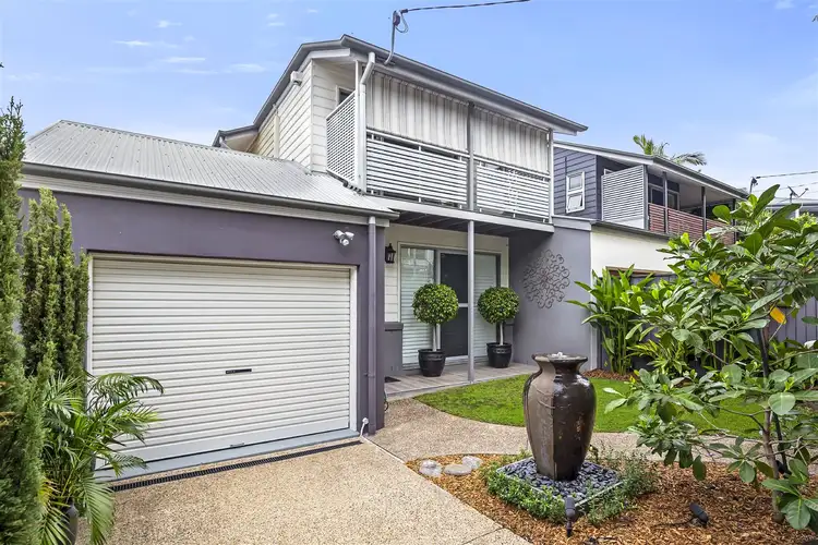 8a Leura Avenue, Hawthorne QLD 4171