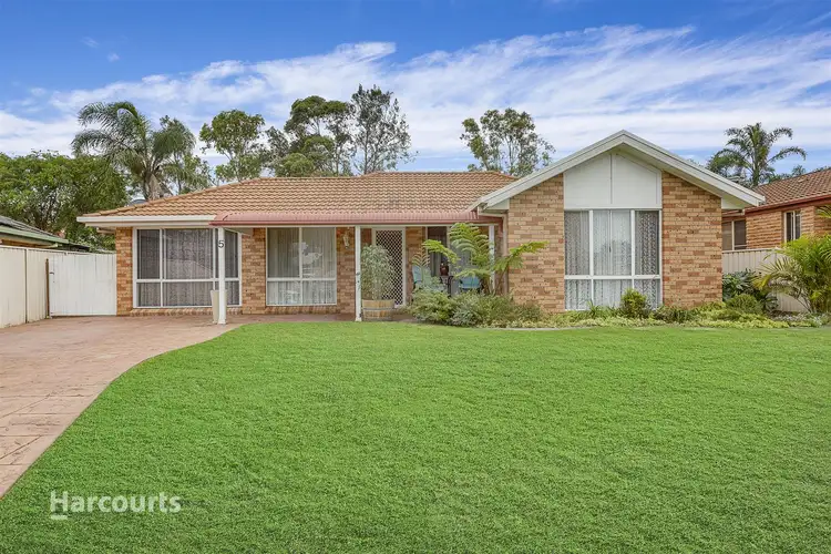 5 Sandpiper Close, Albion Park Rail NSW 2527