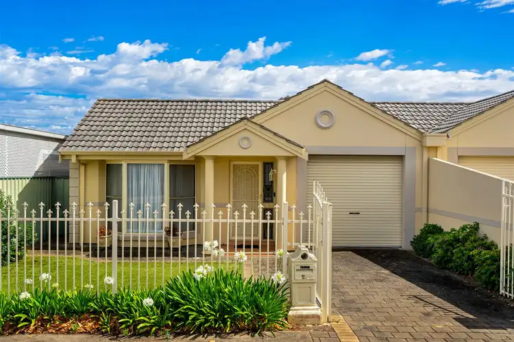 2C Vinall Street West
