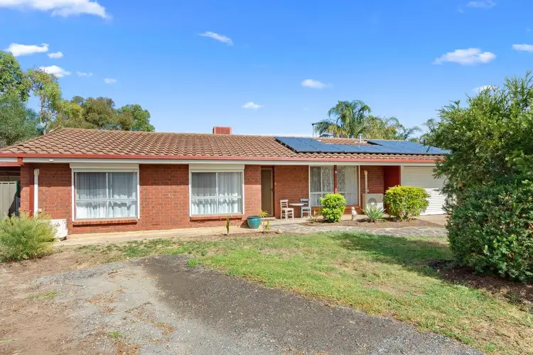 Second view of Homely house listing, 8 Bonnie Court, Christie Downs SA 5164
