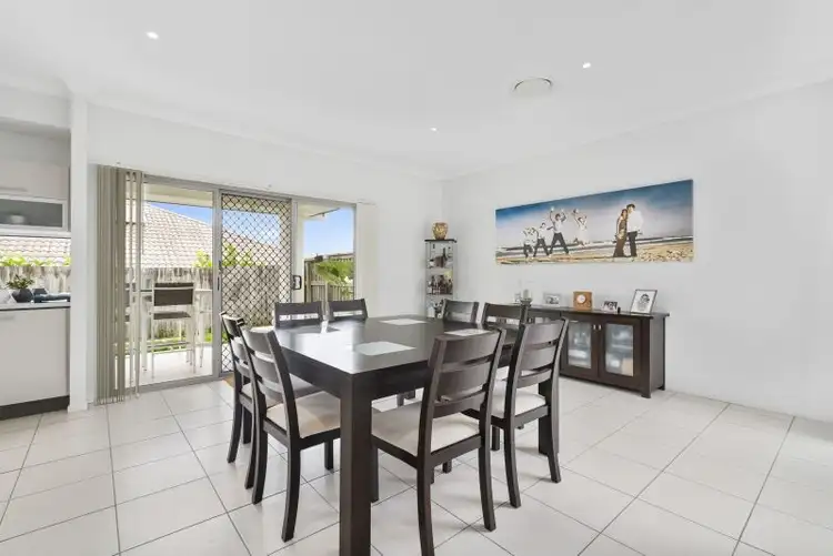 Fifth view of Homely house listing, 8 Whitecedar Circuit, North Lakes QLD 4509