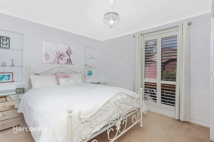 Fifth view of Homely house listing, 18 Turnbull Crescent, Avondale NSW 2530