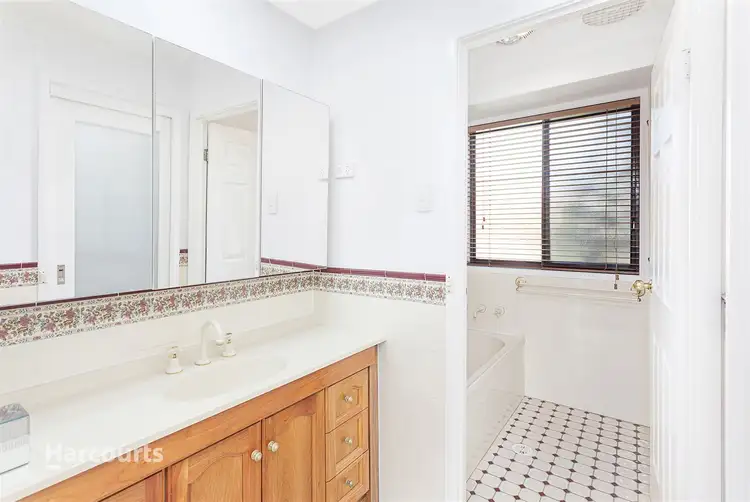 Sixth view of Homely house listing, 18 Turnbull Crescent, Avondale NSW 2530