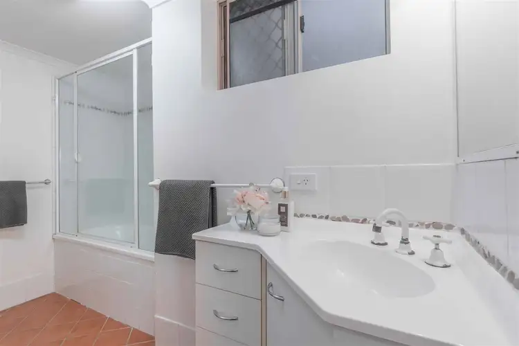 Third view of Homely unit listing, 1/98 Pashen, Morningside QLD 4170