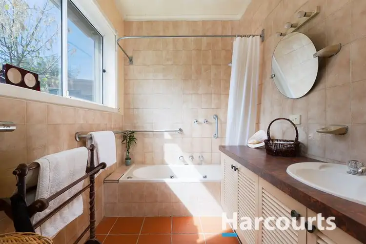 Fifth view of Homely house listing, 4 Alexander Street, Hallam VIC 3803