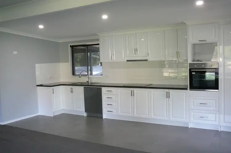 Fifth view of Homely house listing, 2 Bowen Street, St Arnaud VIC 3478