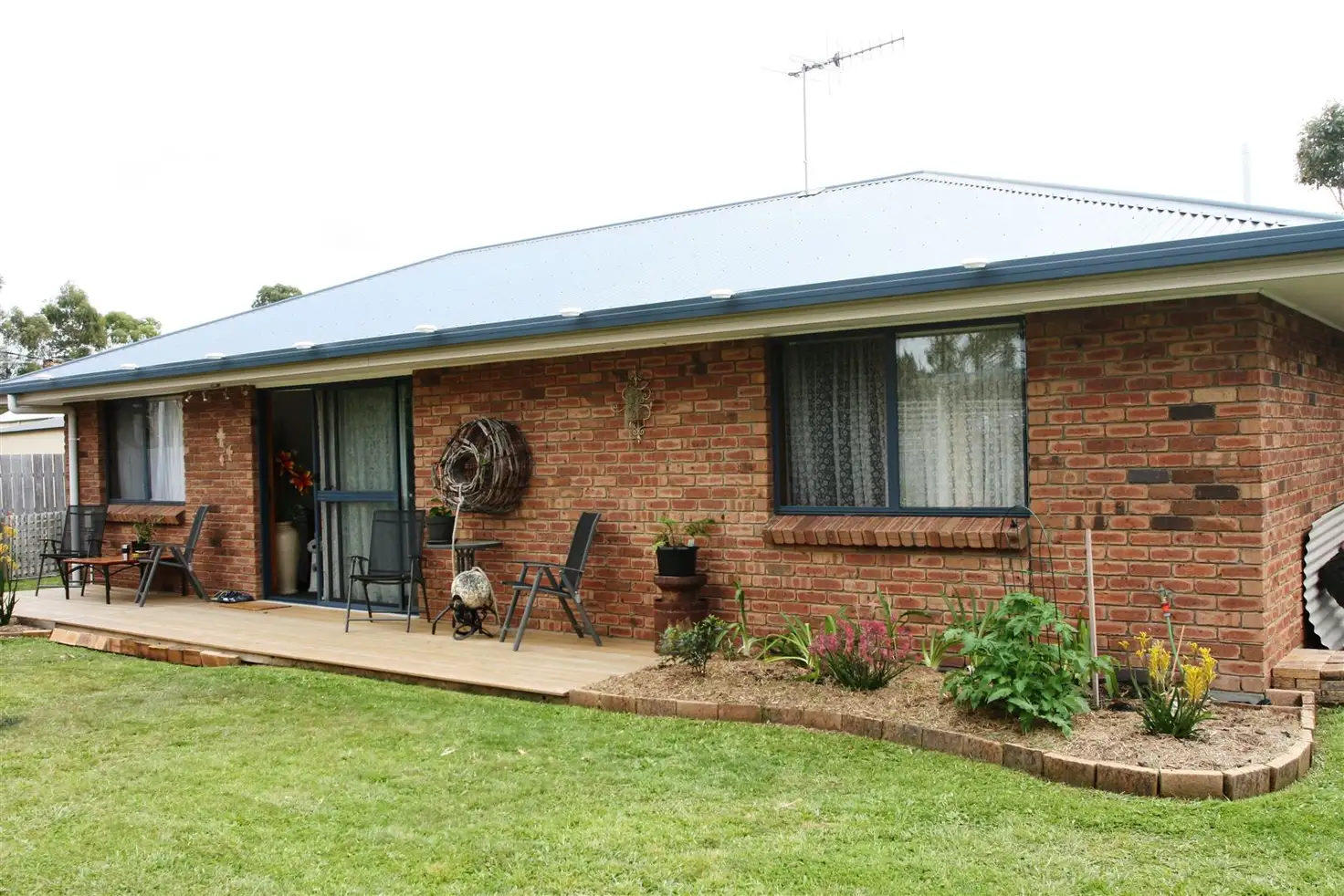 Main view of Homely unit listing, 2/74 Medeas Cove Esplanade, St Helens TAS 7216