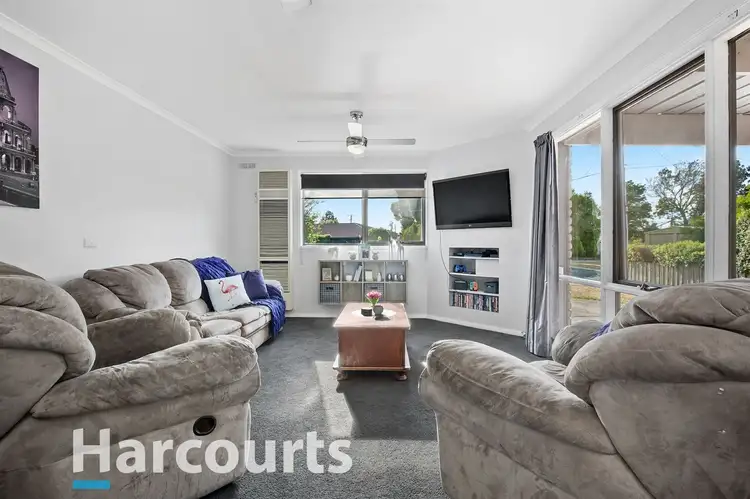 Second view of Homely house listing, 4 Tarn Place, Wendouree VIC 3355