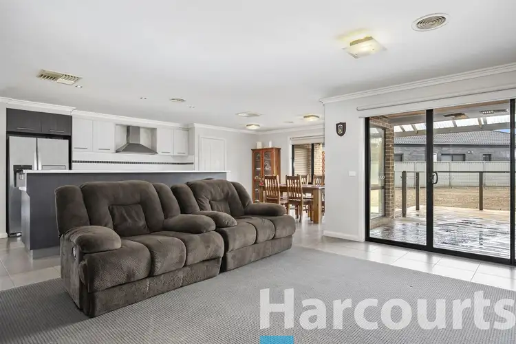 Third view of Homely house listing, 8 Drysdale Court, Alfredton VIC 3350