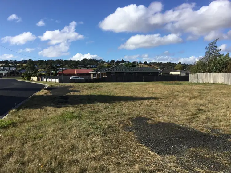 9 Acacia Court, Perth TAS 7300