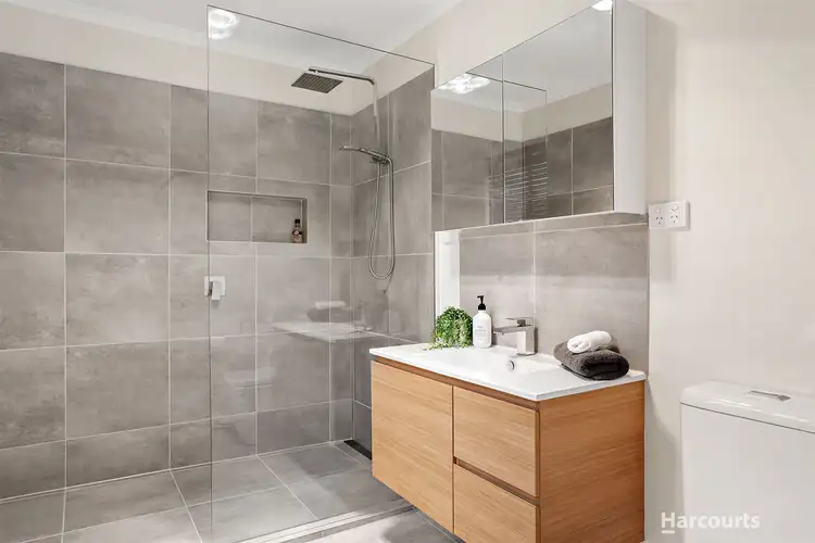 Sixth view of Homely house listing, 21 Captain Cook Close, Skye VIC 3977