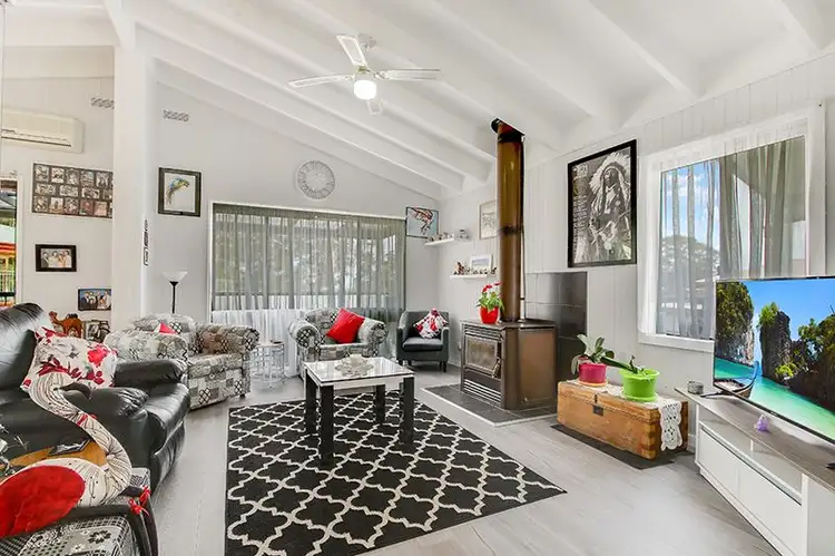 Second view of Homely house listing, 3 Tambo Court, Kalimna VIC 3909