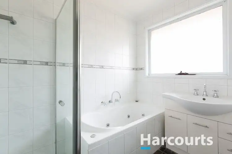 Fifth view of Homely unit listing, 1/31 Issac Smith Crescent, Endeavour Hills VIC 3802