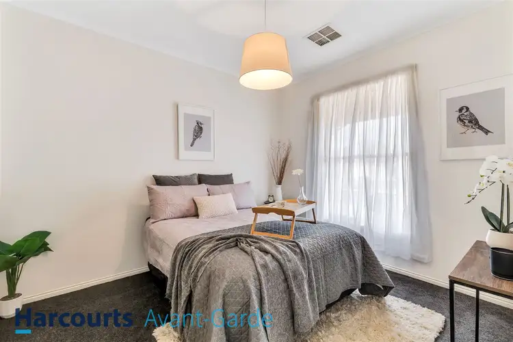 17 Newland Way, Mawson Lakes SA 5095