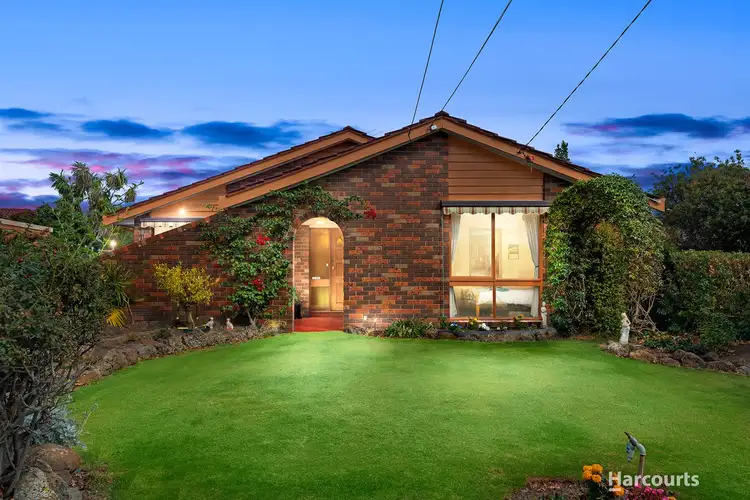 4 Jodi Avenue, Wheelers Hill VIC 3150