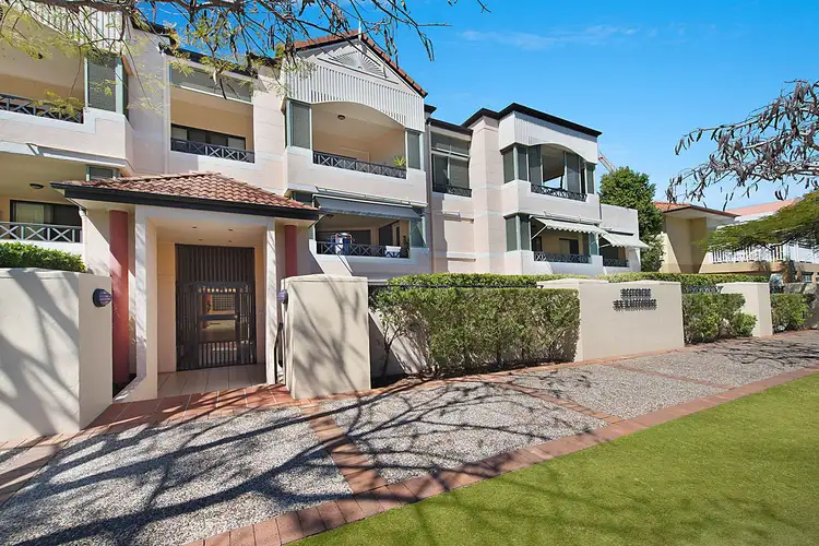 1/47-49 Racecourse Road, Hamilton QLD 4007