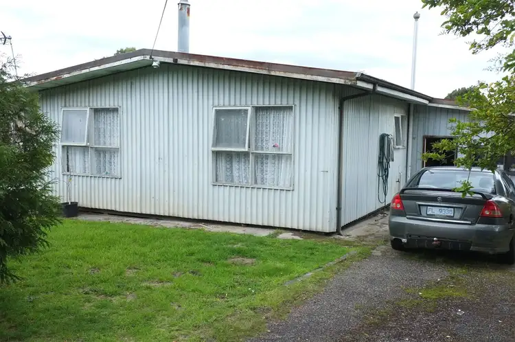 15 Fraser Street, Rosebery TAS 7470