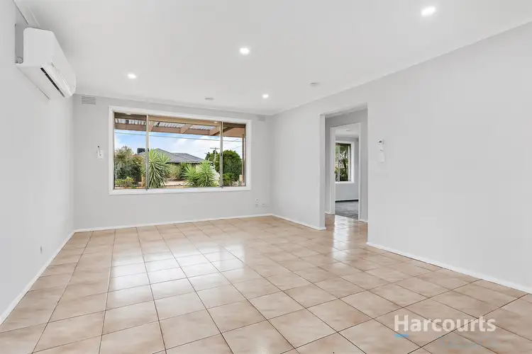 Fifth view of Homely house listing, 19 Mindoro Crescent, Lalor VIC 3075